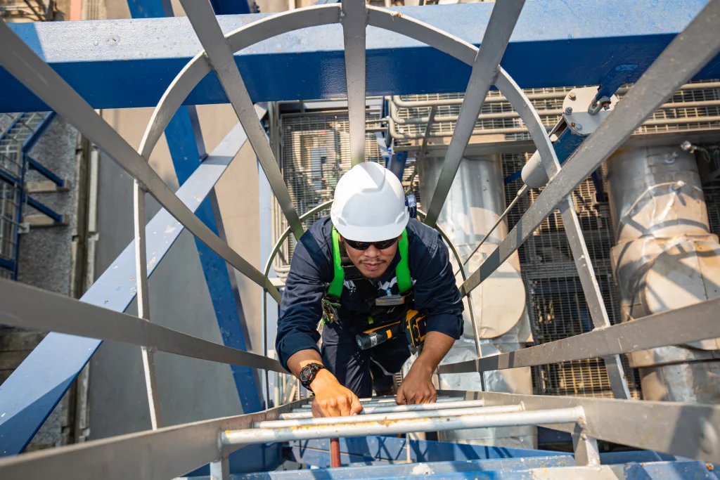 Designing and Fabricating Heavy-Duty Industrial Steel Stairs for Commercial Buildings